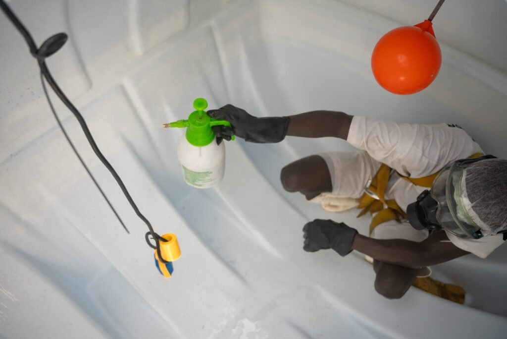 rooftop water tank cleaning services in dubai